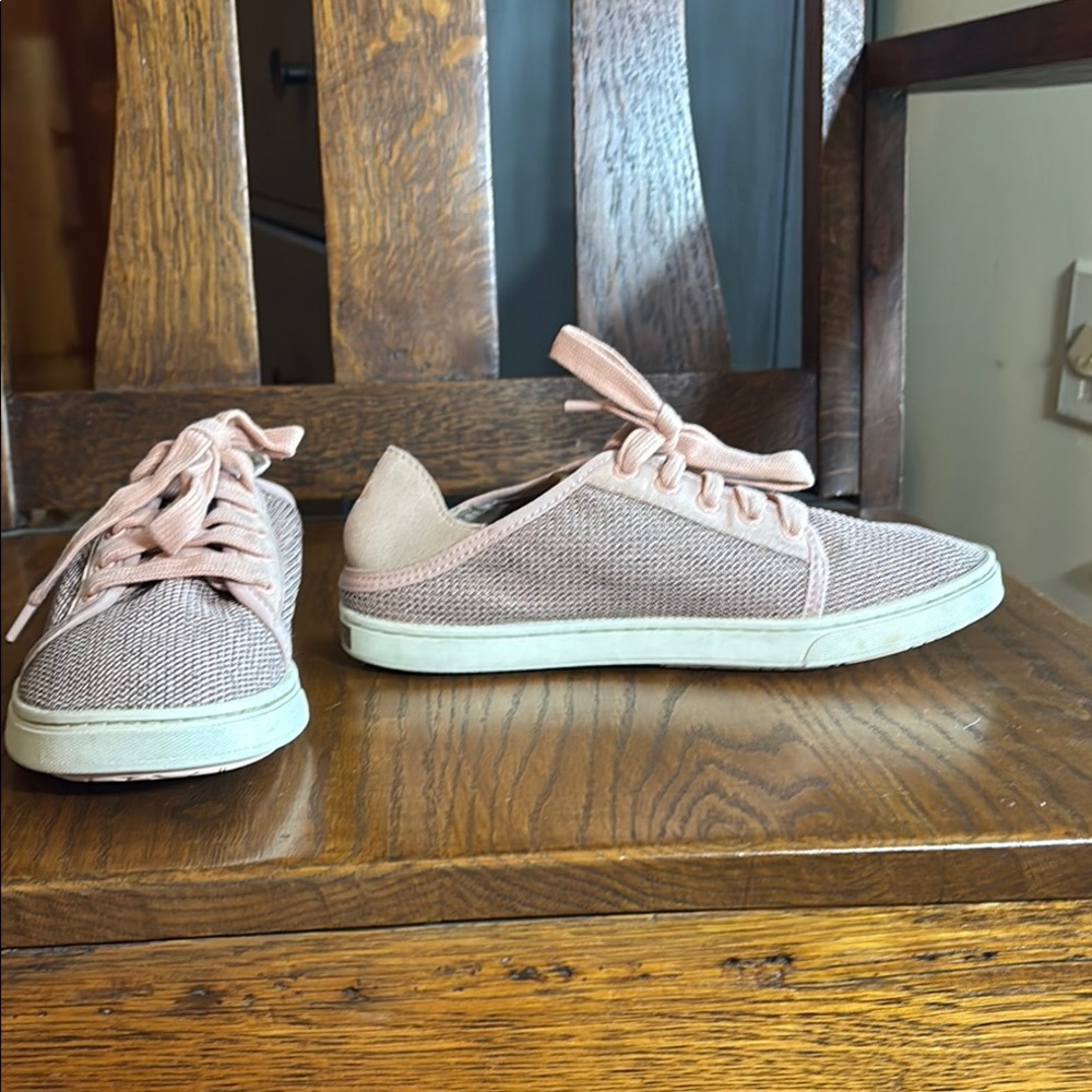 Women's Pink Casual Sneakers